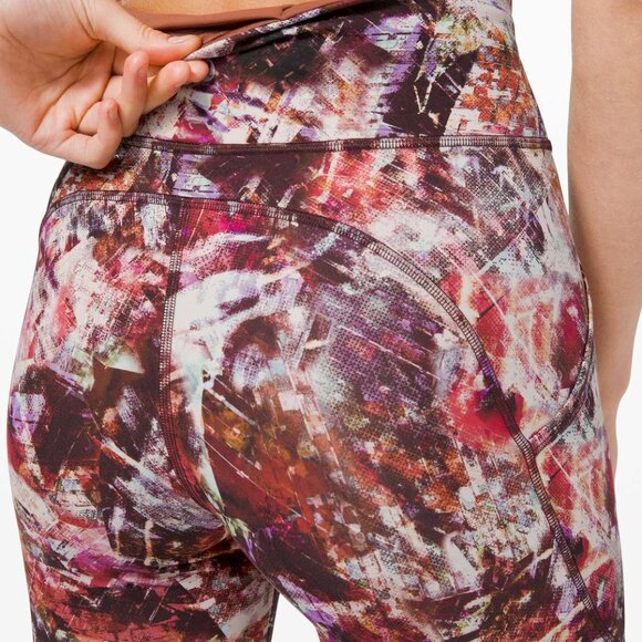 Lululemon Invigorate High-Rise Tight 25" in Urbantricity Multi, size 8, EVERLUX - Picture 8 of 10